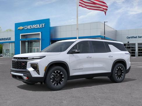 New 2026 Chevrolet Traverse Z71 w/ Enhanced Driving Package AWD/4WD image 2