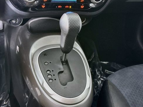 Used 2016 Nissan Juke SV AWD/4WD image 8