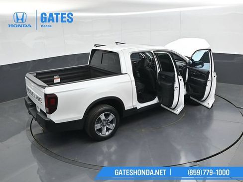 Certified 2025 Honda Ridgeline RTL image 49
