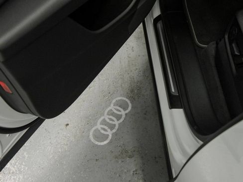 Used 2020 Audi Q8 Premium AWD/4WD image 27