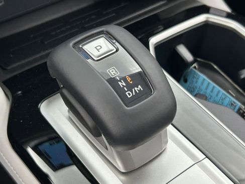 New 2026 Mitsubishi Outlander SE image 32