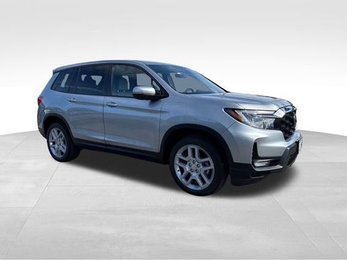 Used 2025 Honda Passport EX-L image 11
