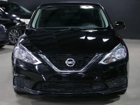 Used 2017 Nissan Sentra S image 4