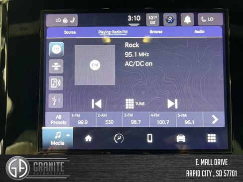 Used 2024 Jeep Grand Cherokee Altitude AWD/4WD image 15