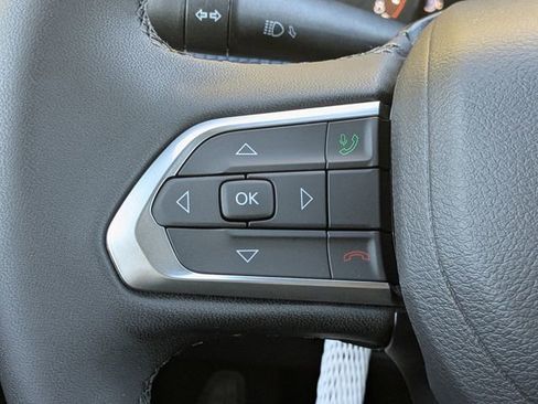 New 2026 Jeep Compass Latitude AWD/4WD image 25