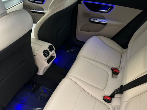 New 2026 Mercedes-Benz GLC 300 image 11