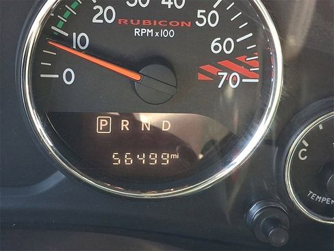 Used 2016 Jeep Wrangler Unlimited Rubicon image 21