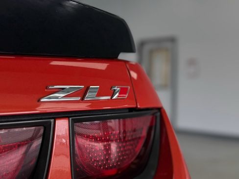 Used 2013 Chevrolet Camaro ZL1 w/ Gray Stripe Package image 39