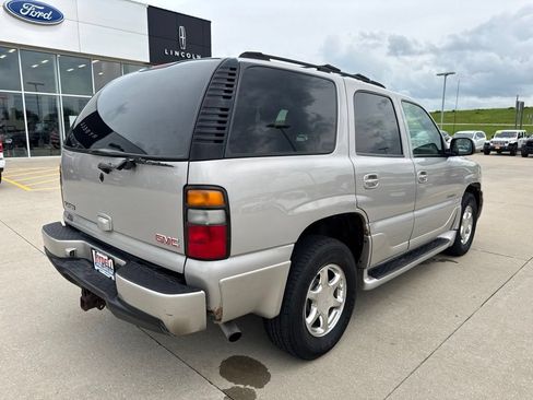 Used 2004 GMC Yukon Denali AWD/4WD image 28