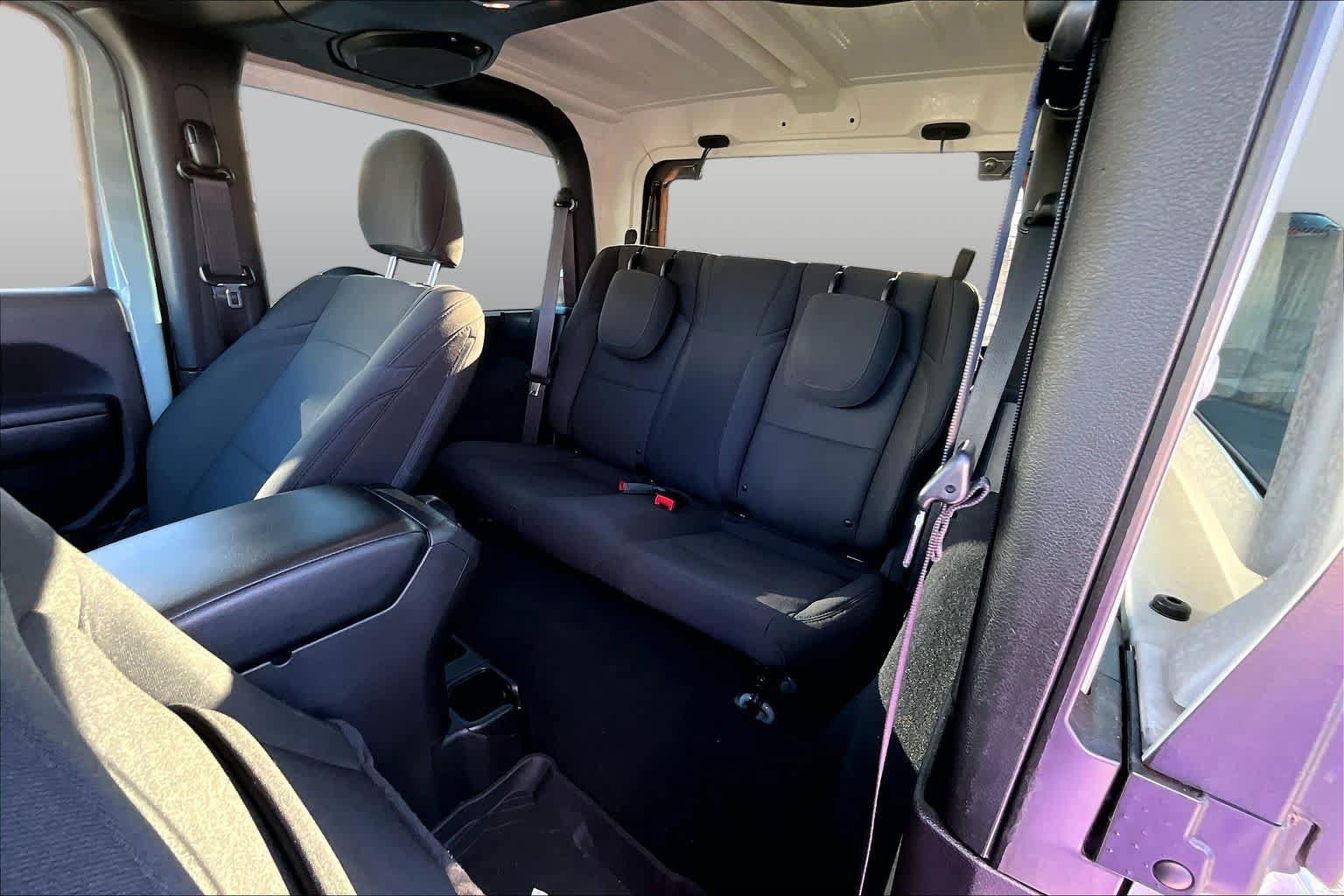 Used 2023 Jeep Wrangler Sport AWD/4WD image 21