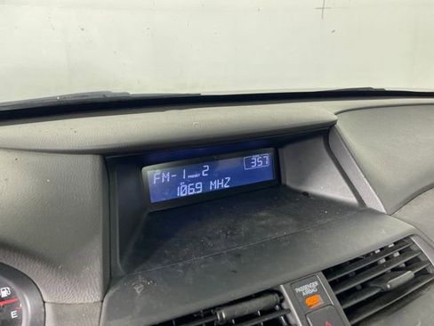 Used 2010 Honda Accord LX image 7