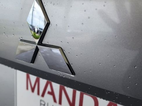 Used 2018 Mitsubishi Outlander ES FWD image 21