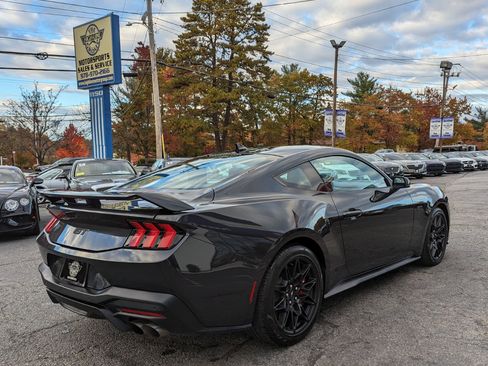 Used 2024 Ford Mustang GT Premium w/ GT Performance Package image 7