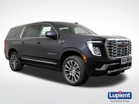 New 2026 GMC Yukon XL Denali w/ Denali Reserve Package AWD/4WD image 1
