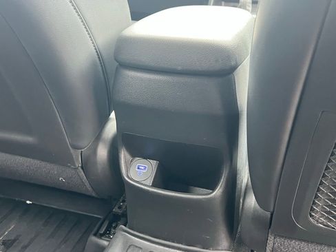 Used 2023 Hyundai Kona Limited image 24