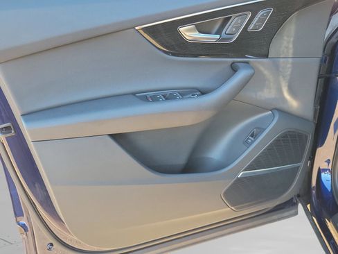 Used 2022 Audi Q7 Premium Plus w/ Premium Plus Package image 19