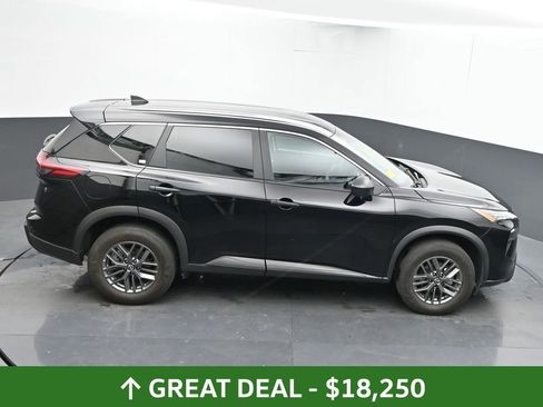 Used 2024 Nissan Rogue S image 64