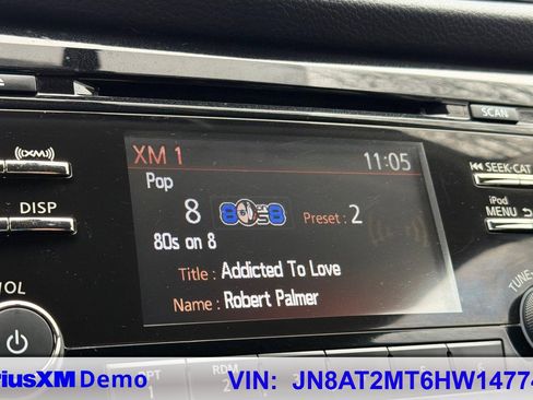 Used 2017 Nissan Rogue SV image 27