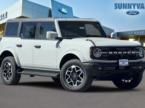 New 2026 Ford Bronco Outer Banks image 1