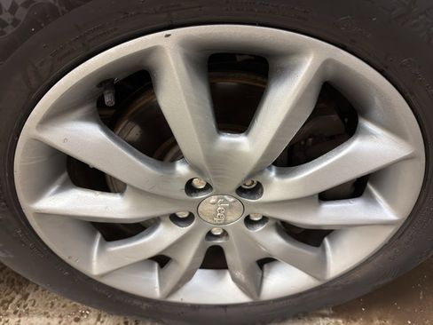 Used 2015 Jeep Cherokee Limited image 37