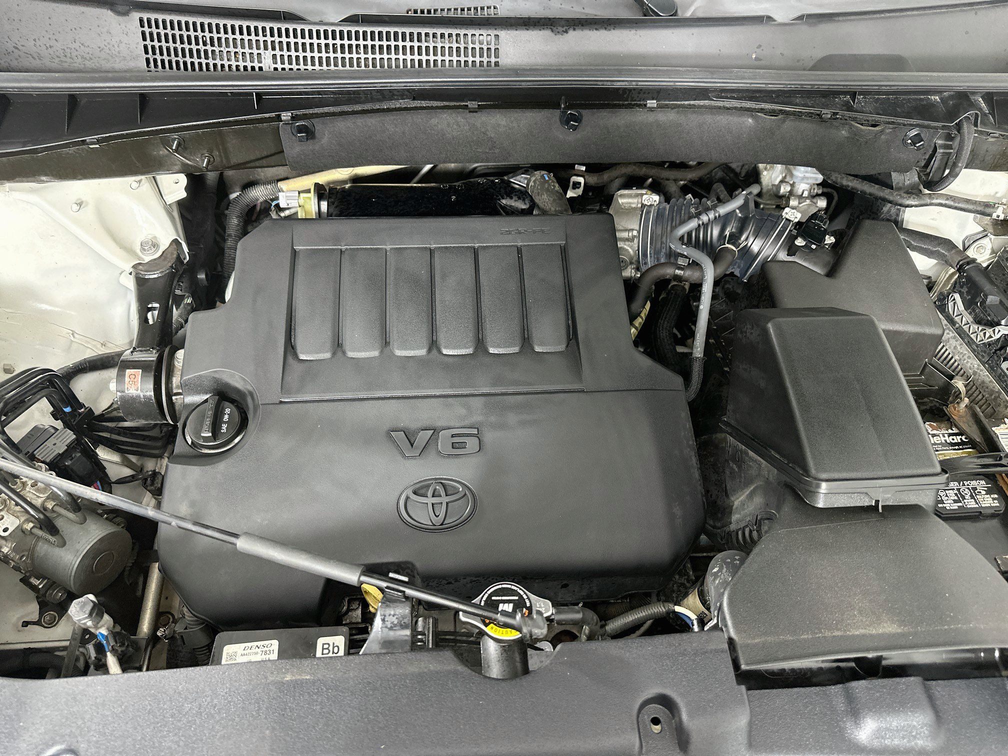 Used 2016 Toyota Highlander XLE AWD/4WD image 35