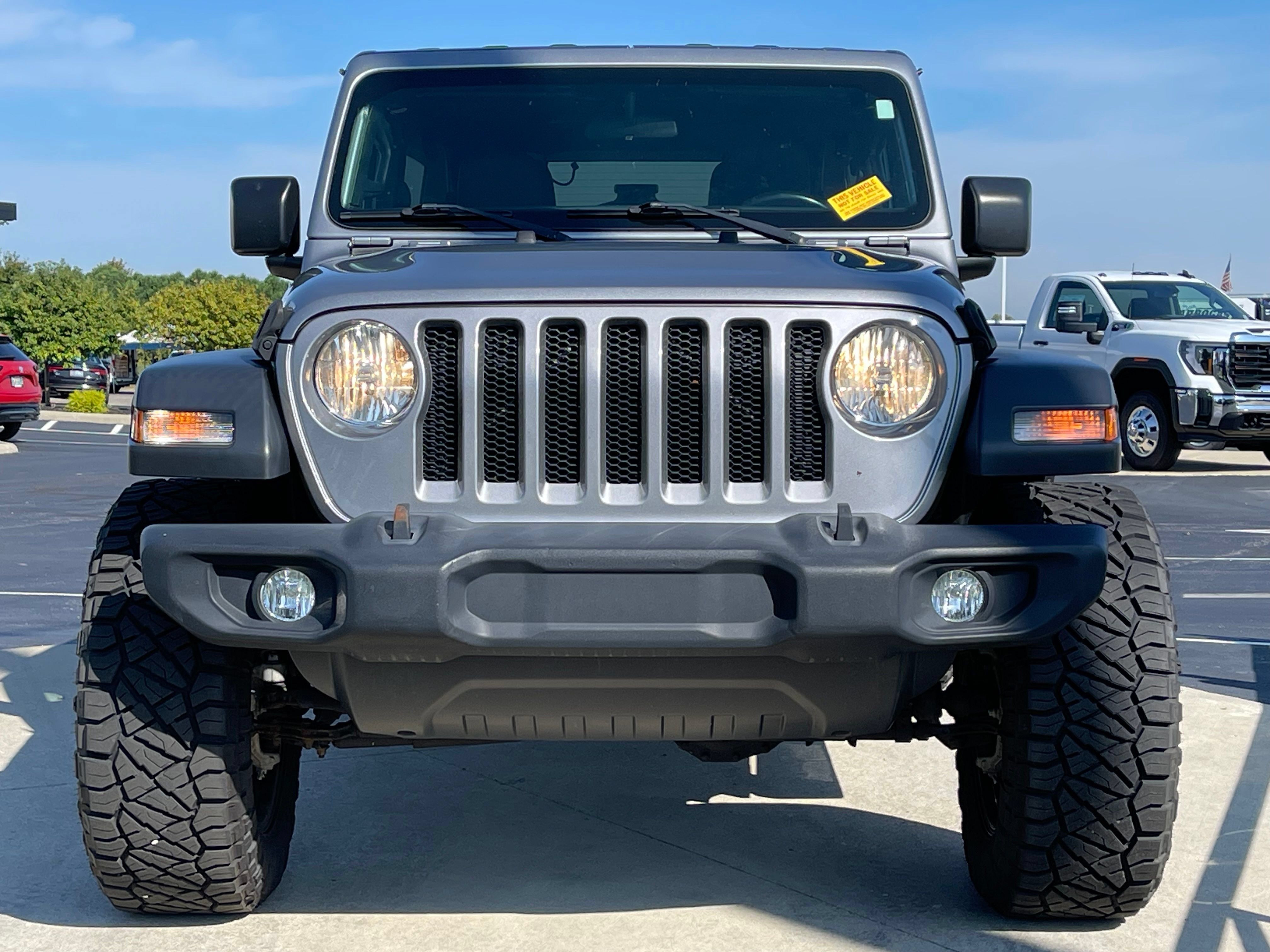 Used 2020 Jeep Wrangler Unlimited Sport AWD/4WD image 2