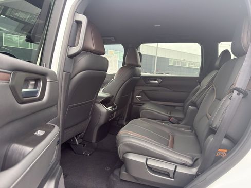 New 2026 Nissan Armada SL image 29