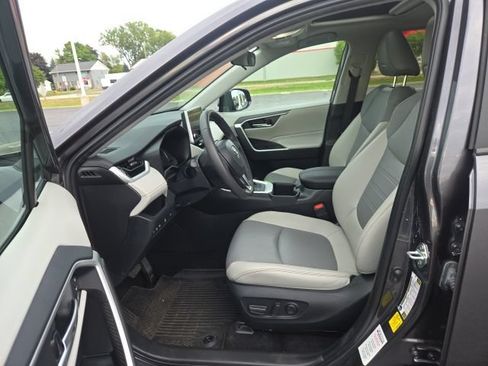 Used 2024 Toyota RAV4 XLE Premium w/ Weather Package AWD/4WD image 19