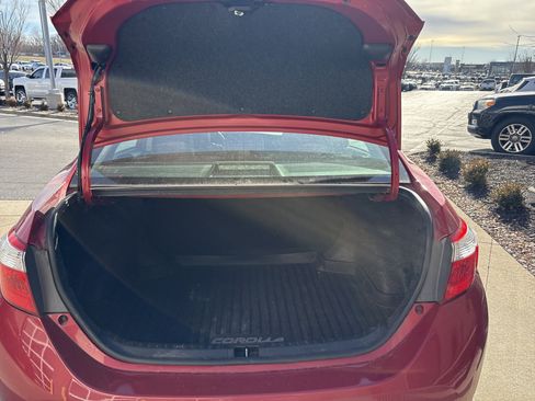 Used 2016 Toyota Corolla S image 30