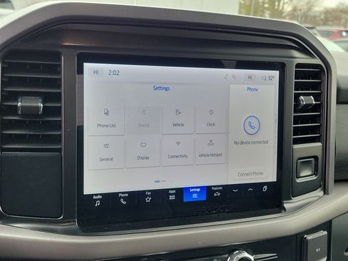 Used 2025 Ford F150 XLT w/ Equipment Group 301A Standard image 26