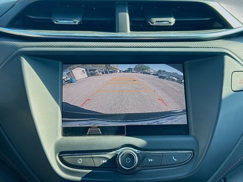 Used 2022 Chevrolet TrailBlazer RS image 13