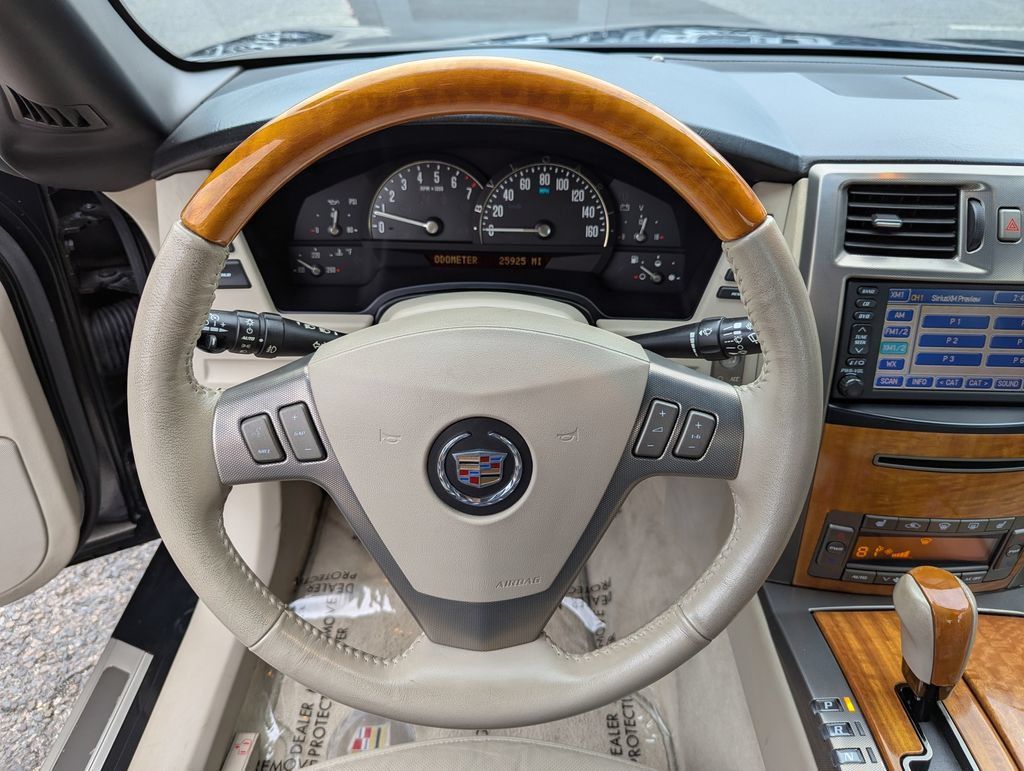Used 2006 Cadillac XLR RWD image 16