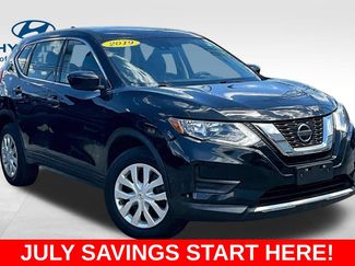 Used 2019 Nissan Rogue S AWD/4WD video 1