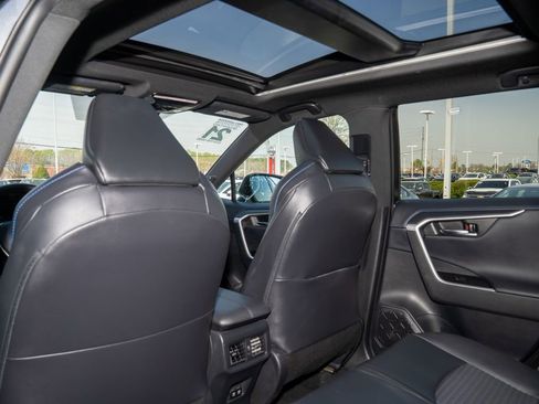 Used 2021 Toyota RAV4 XSE image 10