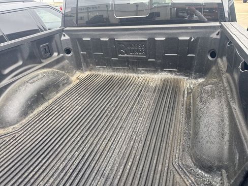 Used 2019 Ford F150 Lariat image 5