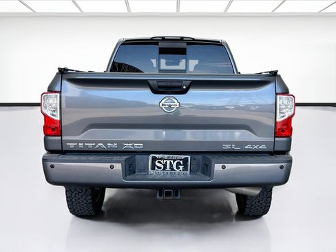 Used 2016 Nissan Titan SL AWD/4WD image 5