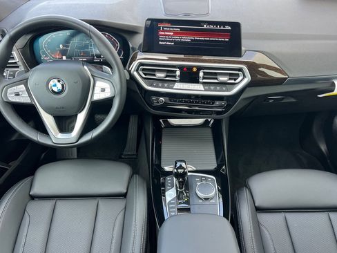 Used 2024 BMW X3 xDrive30i w/ Convenience Package image 4