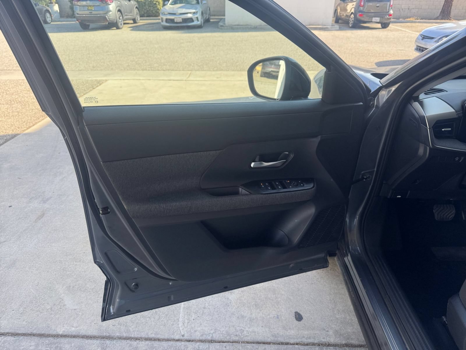Used 2026 Nissan Kicks SV w/ Cold Weather Package FWD image 18