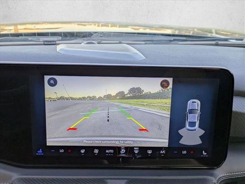 Used 2025 Ford Mustang Premium image 14