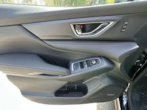 New 2026 Subaru Ascent Limited AWD/4WD image 18
