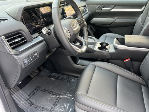 Used 2026 GMC Terrain Elevation w/ Elevation Premium Package AWD/4WD image 15