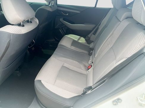 Used 2025 Subaru Outback Premium w/ Popular Package #1A AWD/4WD image 24