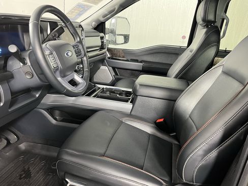 Used 2023 Ford F350 Lariat w/ Lariat Ultimate Package image 9