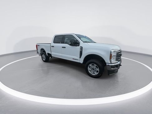 New 2026 Ford F250 XLT AWD/4WD image 2
