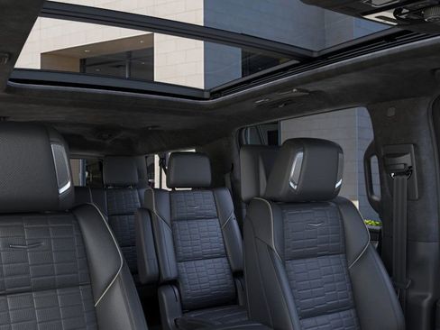 New 2026 Cadillac Escalade ESV Platinum Sport w/ LPO, ONYX Package image 24