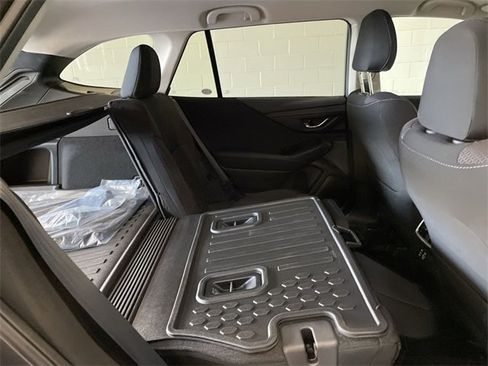 Certified 2025 Subaru Outback Premium w/ Popular Package #1A image 16