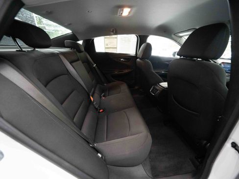 Used 2023 Chevrolet Malibu LT FWD image 24