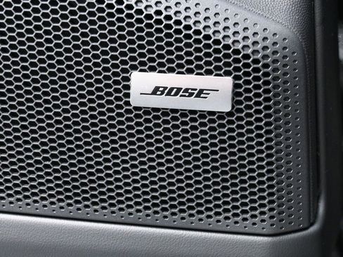 Certified 2025 Porsche Macan 4S Electric image 25