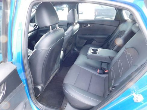 Used 2022 Kia Forte GT-Line w/ GT-Line Premium Package image 11