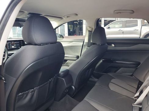 Used 2023 Kia K5 LXS FWD image 9
